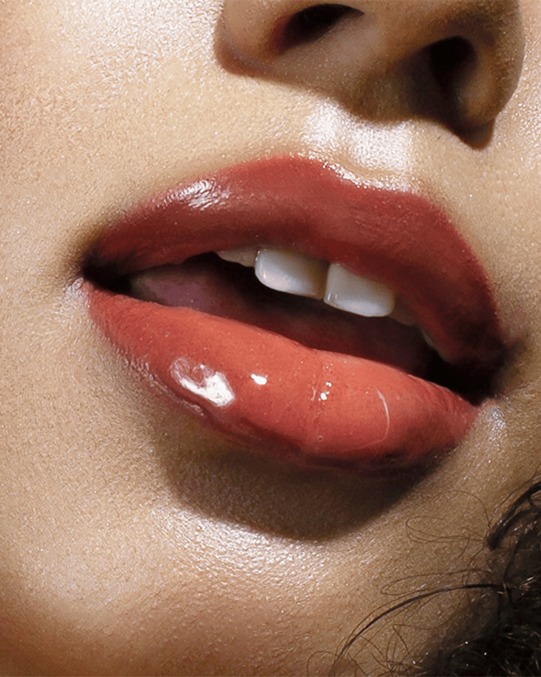 Brillo de labios Iconic Nudez de Bothered
