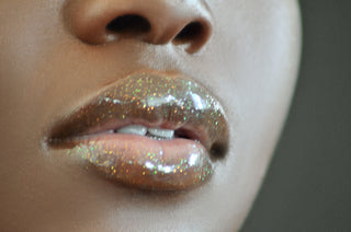 Iconic Bxtch - Stay Golden Cosmetics